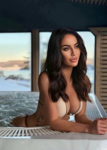 Фото проститутки Юля №12 в городе Малоярославец