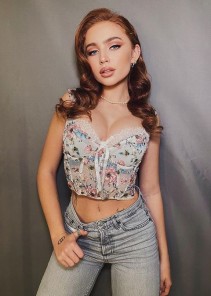 Фото проститутки Ника №4 в городе Малоярославец