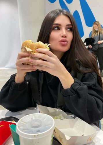 Алиса, Г. Малоярославец