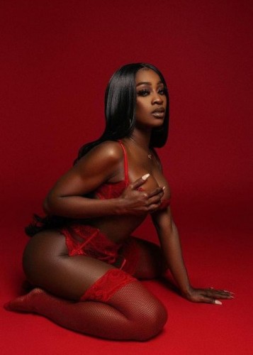 Shakira, Г. Малоярославец