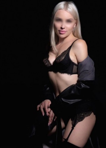 доминика, Г. Малоярославец