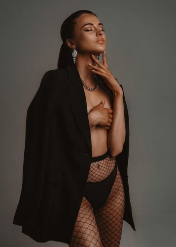 Доминика, Г. Малоярославец